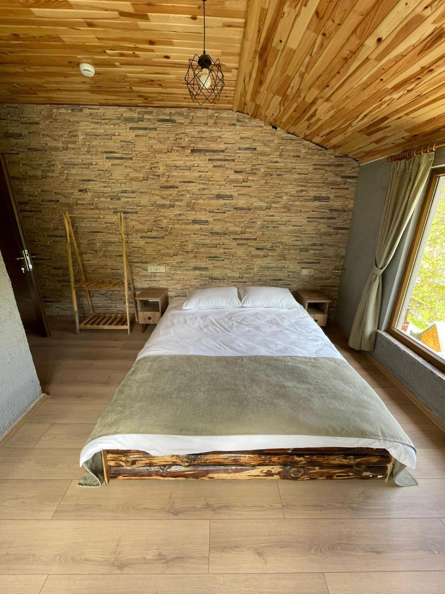 Bizim O'Ra Kueme Evleri & Bungalov Macka Exterior foto
